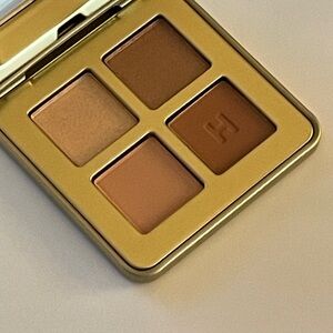 Hourglass CURATOR EYESHADOW PALETTE in “Idealist”